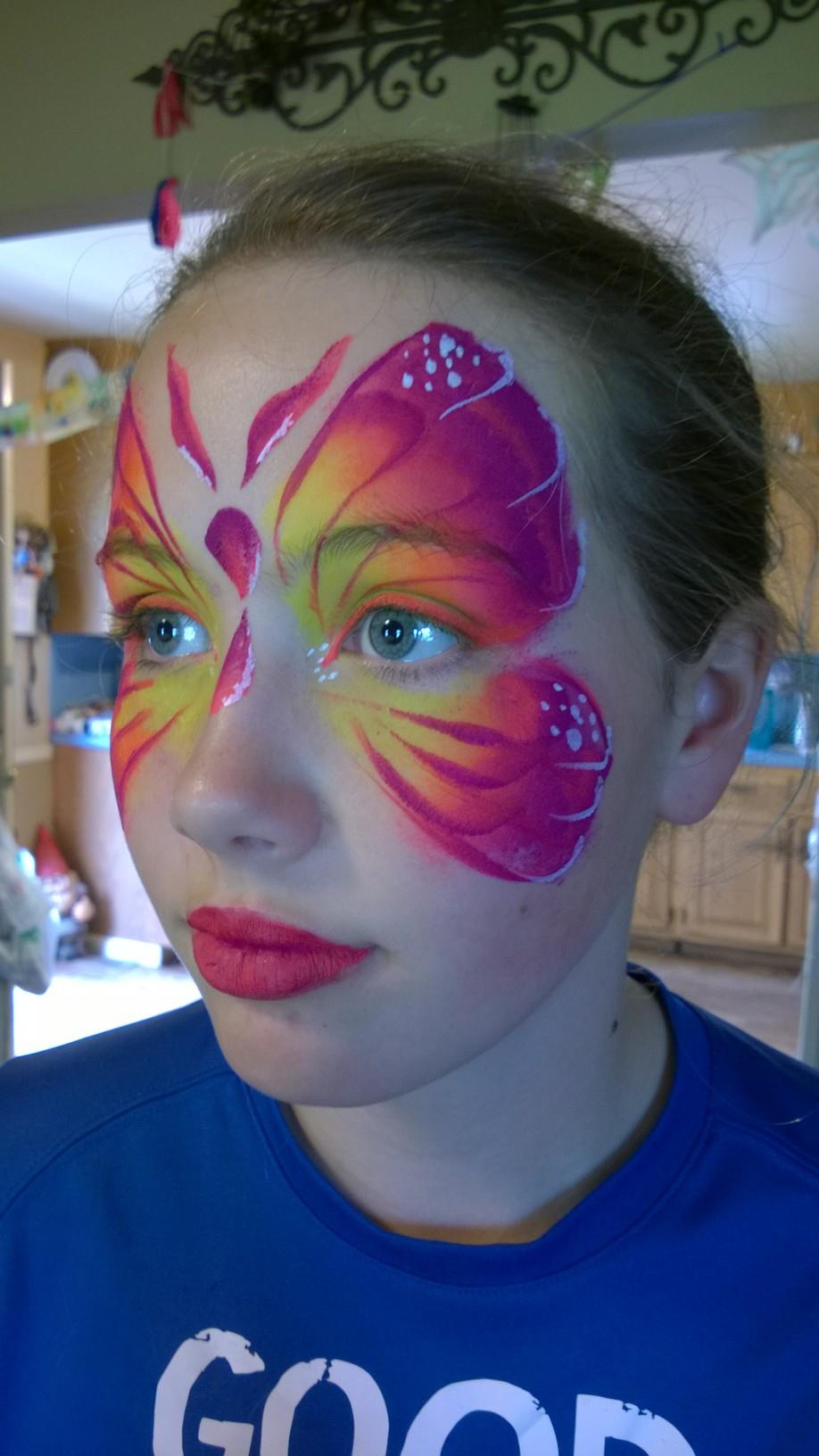 Mimzy's Photo Booth Rental Services